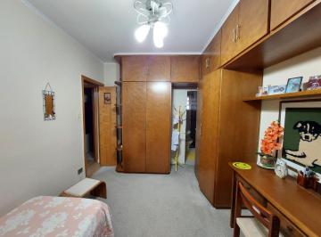 1a0372ec-3445-4839-97e8-cf6d034fd5f9 · Atraente apartamento para venda em Mirandópolis com 3 quartos, sendo 1 suíte, 68m²