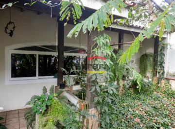 Casa · 180m² · 3 Quartos · 6 Vagas · Muito Além de uma Casa: Um Endereço Estratégico para Morar ou Empreender
