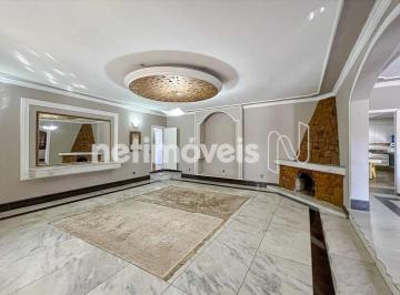 Sala · Casa de 5 quartos à venda no Jardim Atlântico!