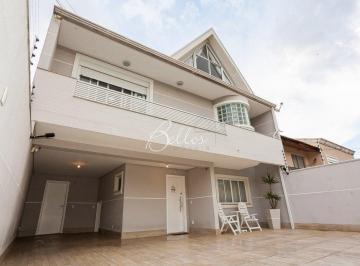 Casa · 232m² · 5 Quartos · 3 Vagas · Casa à venda - no Seminário