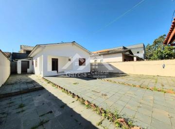 Casa · 98m² · 3 Quartos · 6 Vagas · Casa no Jardim Veneza com 3 quartos sendo 1 suíte