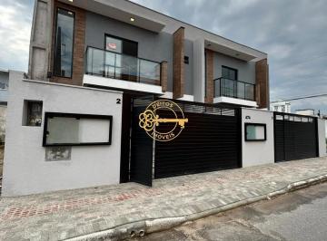 Casa · 100m² · 3 Quartos · 2 Vagas · Sobrado Moderno com 3 Quartos, 1 Suíte e 2 Vagas -Bairro São João