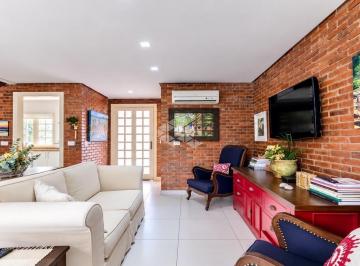 Casa · 201m² · 3 Quartos · 3 Vagas · Excelente Casa em Condomínio com 3 dormitórios (1 suíte) no bairro Três Figueiras