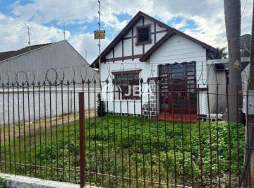 01 · Casa à venda - no Jardim Botânico