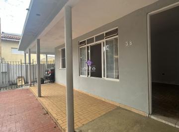 Casa · 100m² · 3 Quartos · Casa térrea com excelente localização no coração do Alvinópolis, ideal para resi