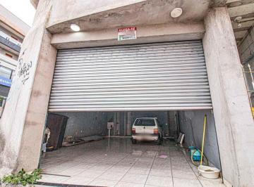 Comercial · 80m² · 6 Vagas · Galpão na Rua Habenárias, 255 • 80 m²