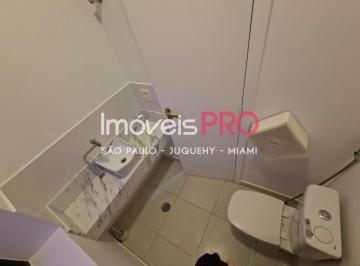Comercial · 42m² · 1 Vaga · Sala Comercial com 42m² prédio na região da Berrini