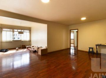 Apartamento · 130m² · 3 Quartos · 1 Vaga · Apartamento muito bem localizado! 3 dormitórios, 1 suíte e 1 vaga!