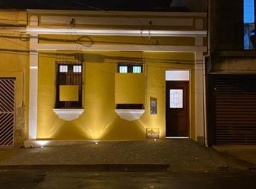 Casa · 280m² · 1 Quarto · 1 Vaga · Casa para alugar em Centro de 280.00m² com 1 Quarto, 1 Suite e 1 Garagem