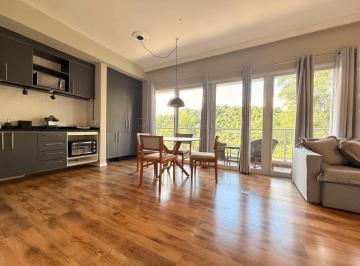 Casa · 60m² · 1 Quarto · 2 Vagas · Casa de Condomínio para alugar em Tamboré de 60.00m² com 1 Quarto, 1 Suite e 2 Garagens