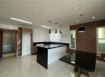 Casa · 403m² · 6 Quartos · 4 Vagas · Casa de Condomínio para alugar em Tamboré de 403.00m² com 6 Quartos, 4 Suites e 4 Garagens