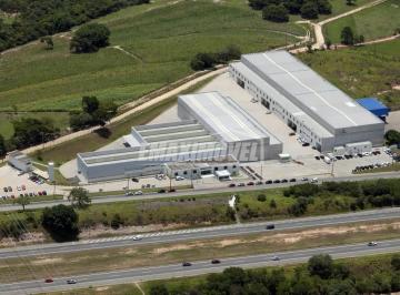 Comercial · 1024m² · 6 Vagas · Galpão / Depósito / Armazém para alugar em Iporanga de 1024.00m² com 6 Garagens