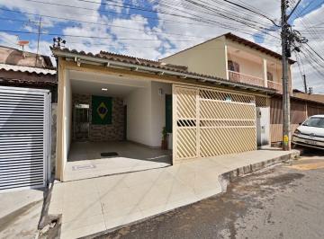 Casa en Venda de 4 quartos Candangolândia · CASA AMPLA E PRONTA PARA MORAR — LOCALIZAÇÃO PRIVILEGIADA!