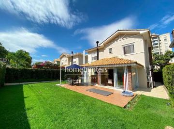 Casa · 250m² · 3 Quartos · 4 Vagas · Casa para alugar em Jardim Madalena de 250.00m² com 3 Quartos, 3 Suites e 4 Garagens