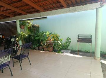 Casa · 245m² · 3 Quartos · 2 Vagas · Casa 3/4, sendo 2 suítes, 245 m² - 1006 sul (Arse 102) - Palmas/TO