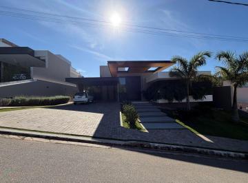 Casa · 412m² · 4 Quartos · 4 Vagas · Casa de Condomínio para alugar em Caixa D´água de 412.00m² com 4 Quartos, 3 Suites e 4 Garagens