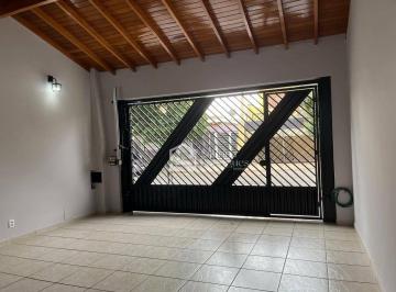 Casa · 150m² · 3 Quartos · 2 Vagas · Sobrado para alugar em Jardim Pau Preto de 150.00m² com 3 Quartos, 3 Suites e 2 Garagens