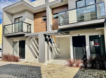 Casa · 72m² · 2 Quartos · 2 Vagas · Sobrado para venda em Pinheirinho de 72.00m² com 2 Quartos, 1 Suite e 2 Garagens