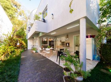 Casa · 245m² · 3 Quartos · 3 Vagas · Casa no coração do Campo Comprido, um Verdadeiro R