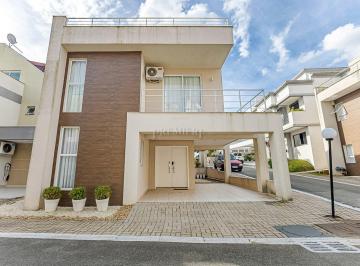 Casa · 272m² · 3 Quartos · 4 Vagas · Casa com 04 quartos, 04 banheiros e 04 vagas de ga
