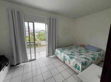 Casa de 3 quartos, Bombinhas · casa Sobrado em Bombinhas 3 quartos 2 banheiros 2 vagas praia Financiamento ok