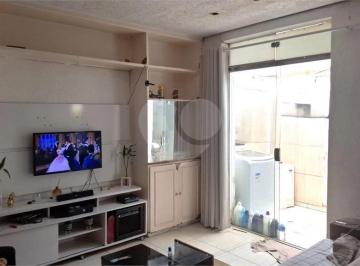Imagem Principal · Casa de Vila à venda com 2 quartos em Lapa de Baixo, São Paulo