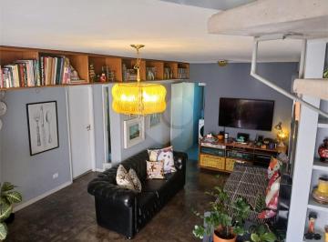 Imagem Principal · COBERTURA DUPLEX de 167 m2 em Pinheiros assinada por Maurício Arruda com "Cara de Casa"