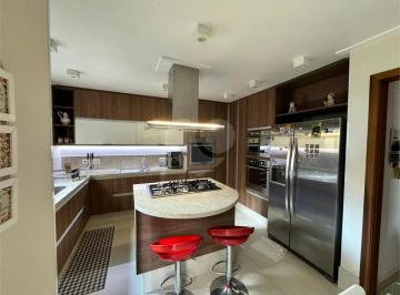 Imagem Principal · LINDA CASA MUITO ESPAÇOSA MODERNA E COM MUITA MADEIRA