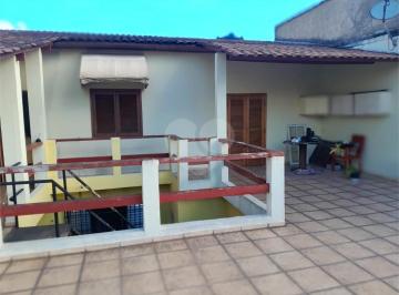 Imagem Principal · Casa mobiliada com 2 suítes amplas, terraço e excelente localização na Rua Verava