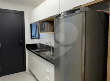 Imagem Principal · Criamos um studio decorado para que você possa se imaginar morando aqui.