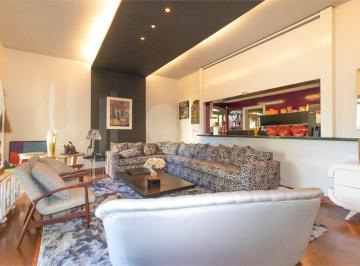 Imagem Principal · Casa térrea no Jardim Guedala com 3 Dorm e 4 vagas de garagem