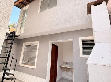 Casa de 3 quartos, São Paulo · Sobrado moderno com 3 dormitórios e 2 suítes ao lado do Metrô Vila Sônia