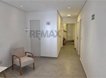 Apartamento · 30m² · 1 Quarto · Studio 30 metros com quarto e cozinha separados, banheiro com box e varanda