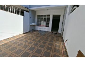 Casa · 90m² · 2 Quartos · Sobrado com 90 metros 2 dorm - 1 vaga no Brooklin - Rua tranquila