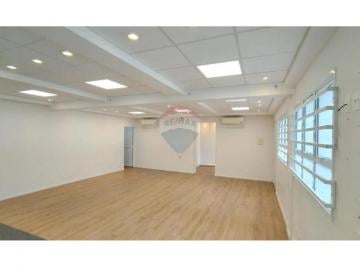 Comercial · 130m² · 6 Quartos · 4 Vagas · Casa comercial 130 metros - 6 salas - 4 vagas - ar cond e perto do metro