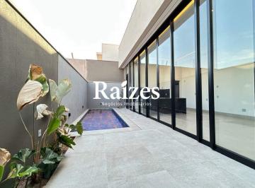 Casa · 213m² · 3 Quartos · 3 Vagas · Casa de Alto Padrão em condomínio Fechado com 3 suítes em Uberlândia