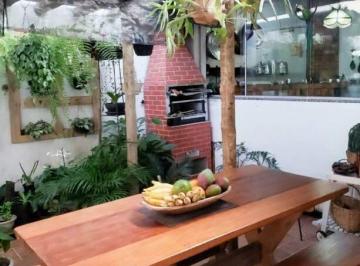 Casa · 230m² · 4 Quartos · 2 Vagas · Casa a venda 4 quartos, suite, 2 vagas no Conjunto Agua Branca