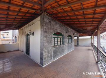 Casa · 360m² · 3 Quartos · 2 Vagas · Casa Plana em um Lote de 360m² com 03 Quartos, 01 Suíte e 02 Vagas de Garagem.