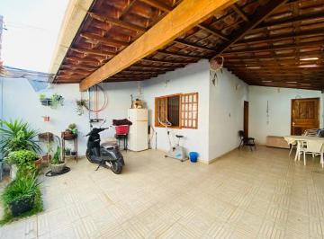 Casa · 180m² · 3 Quartos · 2 Vagas · Casa à venda