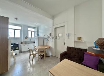 Apartamento · 68m² · 2 Quartos · Apartamento para Locação Anual na Pitangueiras no Guarujá / QVista Inteligênc...