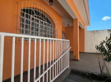 Casa · 260m² · 3 Quartos · 1 Vaga · Casa residencial com 3 quartos e suíte para aluguel no Bairro Bandeirantes, Contagem/MG