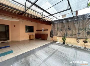 Casa · 106m² · 3 Quartos · 2 Vagas · Casa Geminada à venda, 3 quartos, 1 suíte, 2 vagas, Alvorada - Contagem/MG