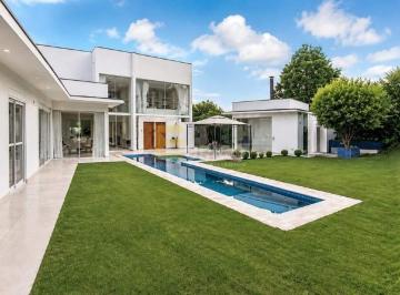 Casa · 248m² · 3 Quartos · 5 Vagas · Casa com 3 Suítes Mobiliadas para Locação em Vinhedo | Piscina | Marambaia