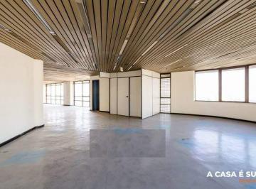 Comercial · 900m² · 9 Vagas · Salas em anda corrido 1060m², contendo 14 Banheiros 01 cozinha próximo no centro comercial do centro