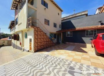 Casa · 120m² · 3 Quartos · 7 Vagas · Casa em lote 360m² com 3 quartos sendo 1 suíte e 7 vagas de garagem na região do Fonte Grande.