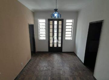 Casa · 100m² · 3 Quartos · Casa com 3 quartos em região tranquila e estratégica.