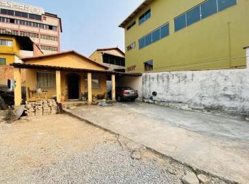 Casa · 360m² · 2 Quartos · 8 Vagas · Casa à venda com 02 Quartos e 01 Sala 01 Banheiro no Bairro Novo Riacho Contagem/MG.