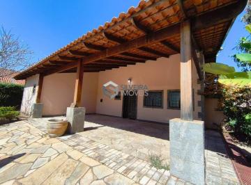 Casa · 230m² · 3 Quartos · 2 Vagas · Casa no Lago Norte