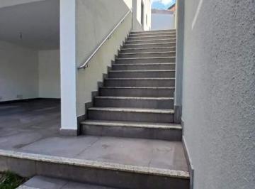 Casa · 120m² · 3 Quartos · 3 Vagas · Casa Geminada com 03 quartos, sendo 01 suíte e até 03 vagas de garagem no Bairro Cabral Contagem