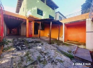 Casa · 360m² · 3 Quartos · 4 Vagas · Casa com aproximadamente 192m² de área construída próximo ao centro comercial do Bairro Eldorado em